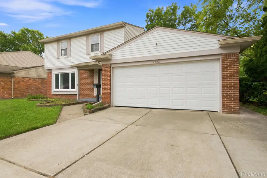 4728 Stilwell Drive, Warren, MI 48092 - #2