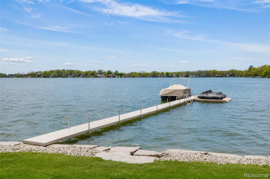 12530 Woodhull Landing, Fenton, MI 48430 - #3