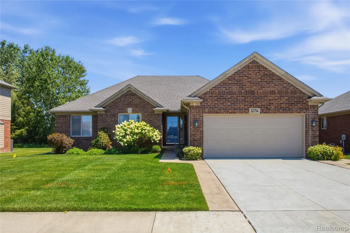52754 Delena Drive, Macomb, MI 48042 - #1