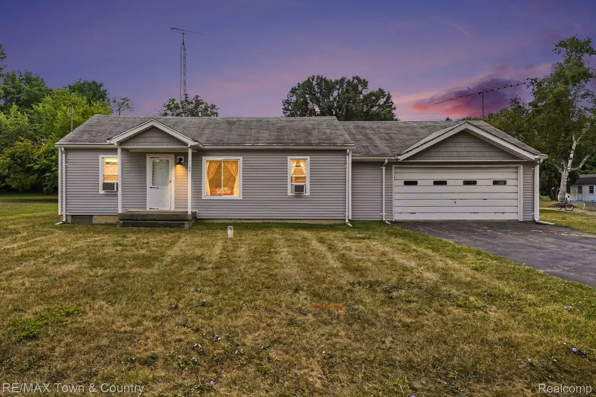 1103 Kingston Avenue, Flint, MI 48507 - #1