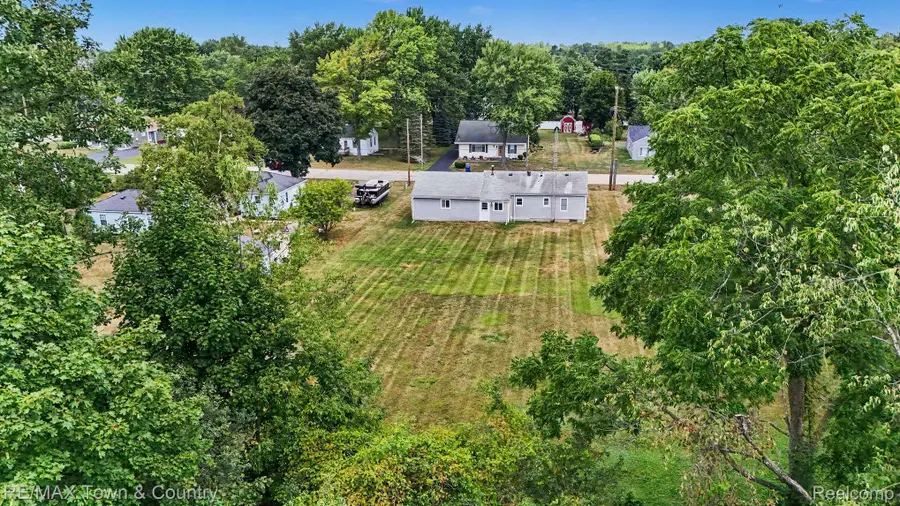 1103 Kingston Avenue, Flint, MI 48507 - #2