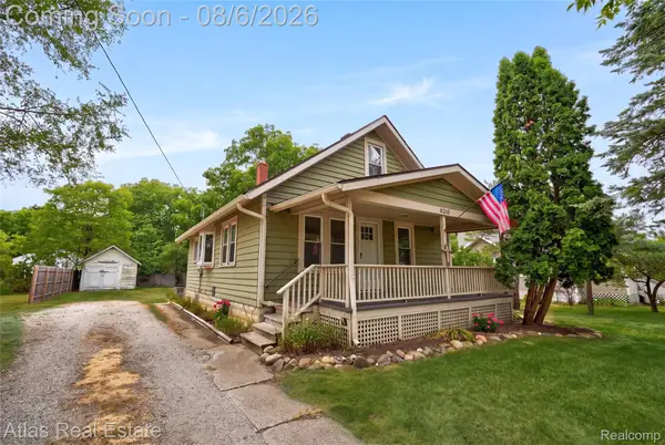 8210 S State Road, Goodrich, MI 48438