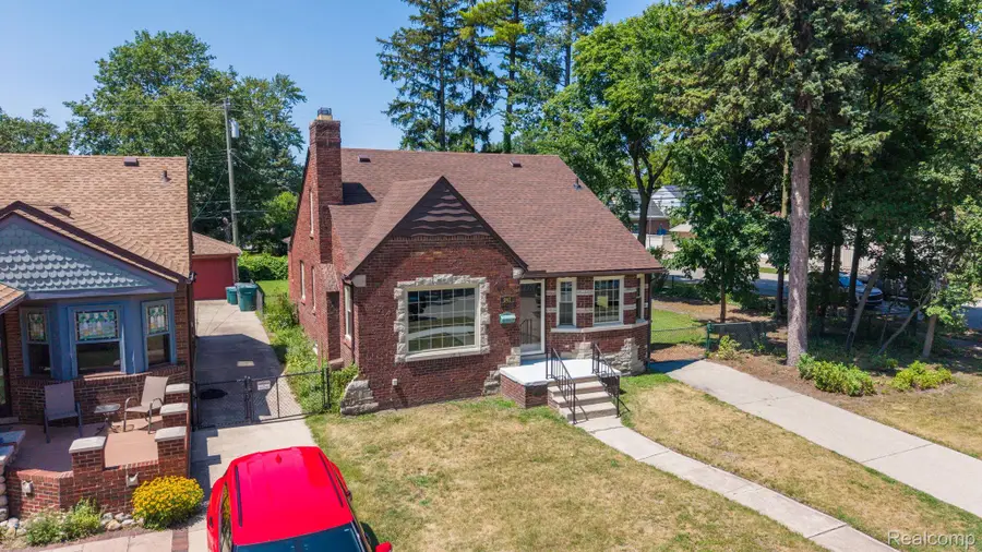 941 N Melborn Street, Dearborn, MI 48128 - #2