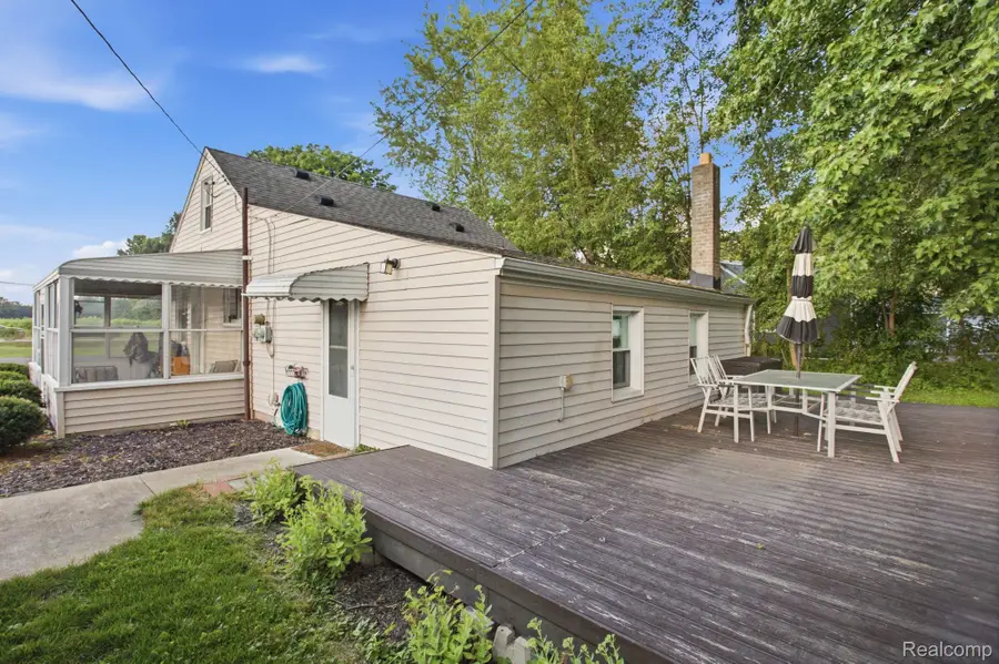 27135 Sibley Road, Romulus, MI 48174 - #2