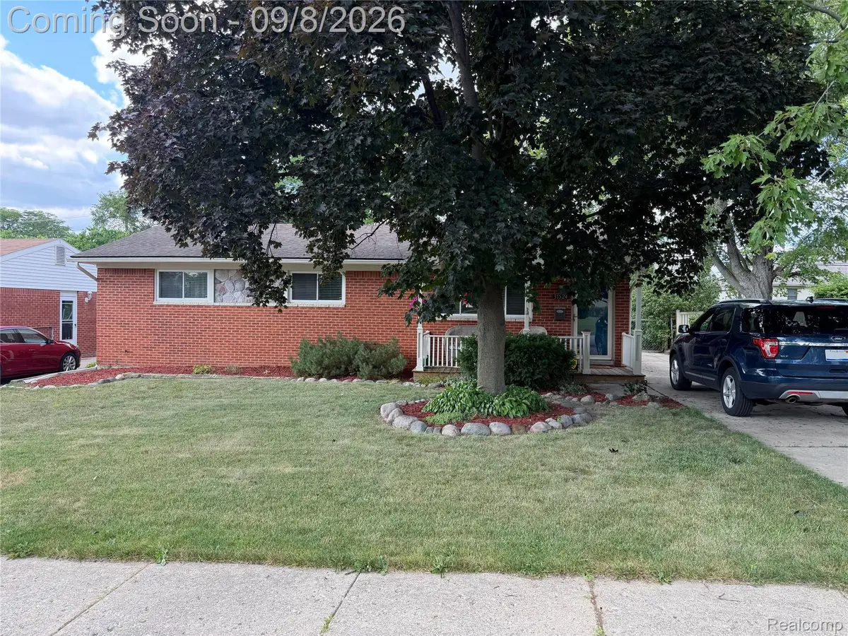 31524 Windsor Street, Garden City, MI 48135 - #1