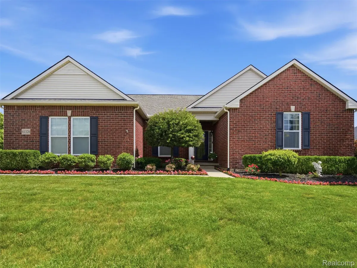 61328 Saddlecreek Drive, Lyon, MI 48178 - #1