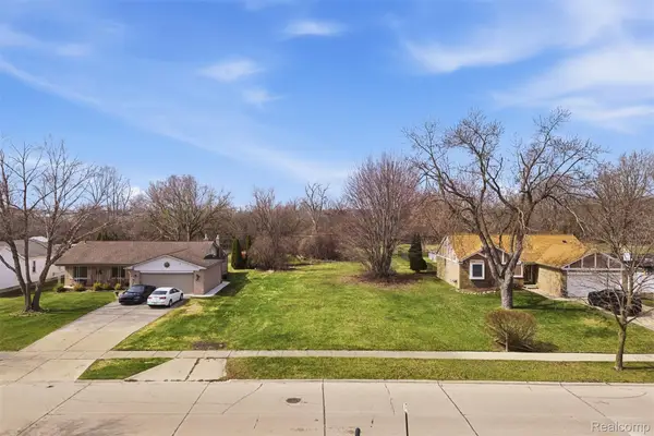22674 Monterey Drive, Trenton, MI 48183