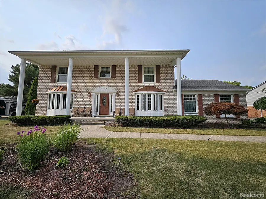 1114 Chaffer Drive, Rochester Hills, MI 48306 - #2