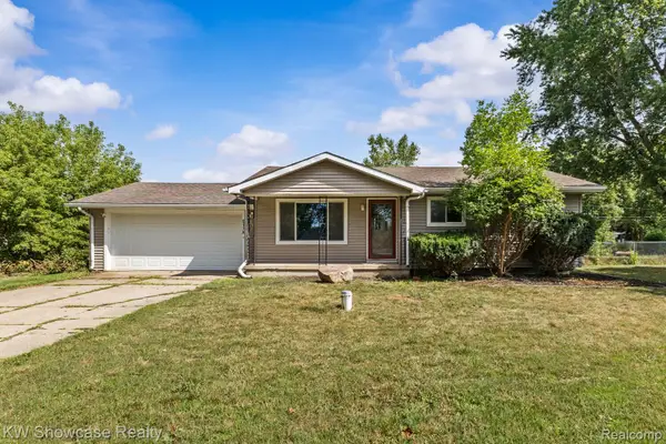 5176 Ray Road, Linden, MI 48451
