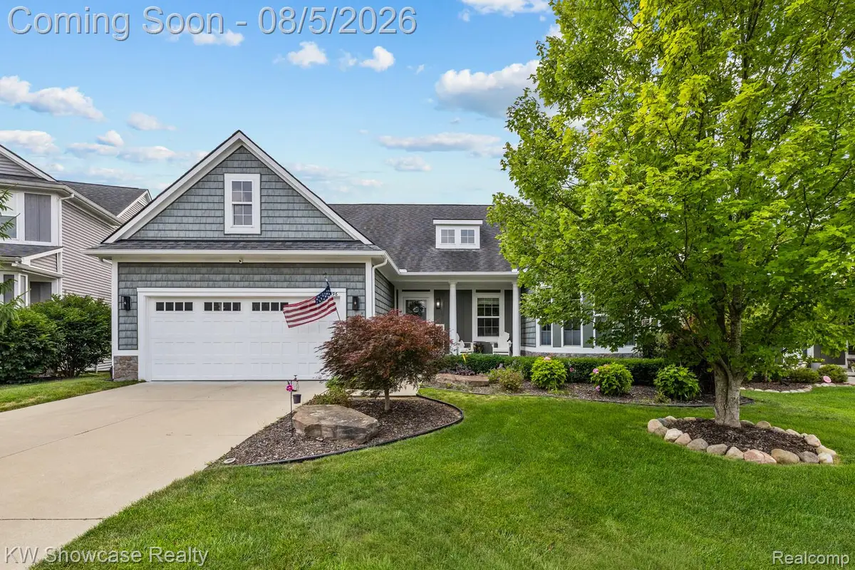 996 Riverstone Circle, Milford, MI 48381 - #1