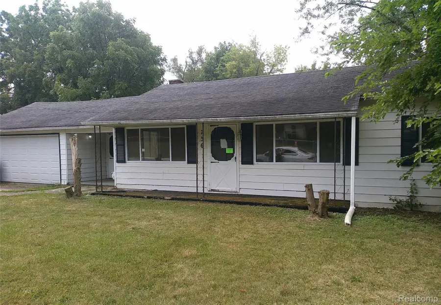 736 Louisa Street, Mount Morris, MI 48458 - #2