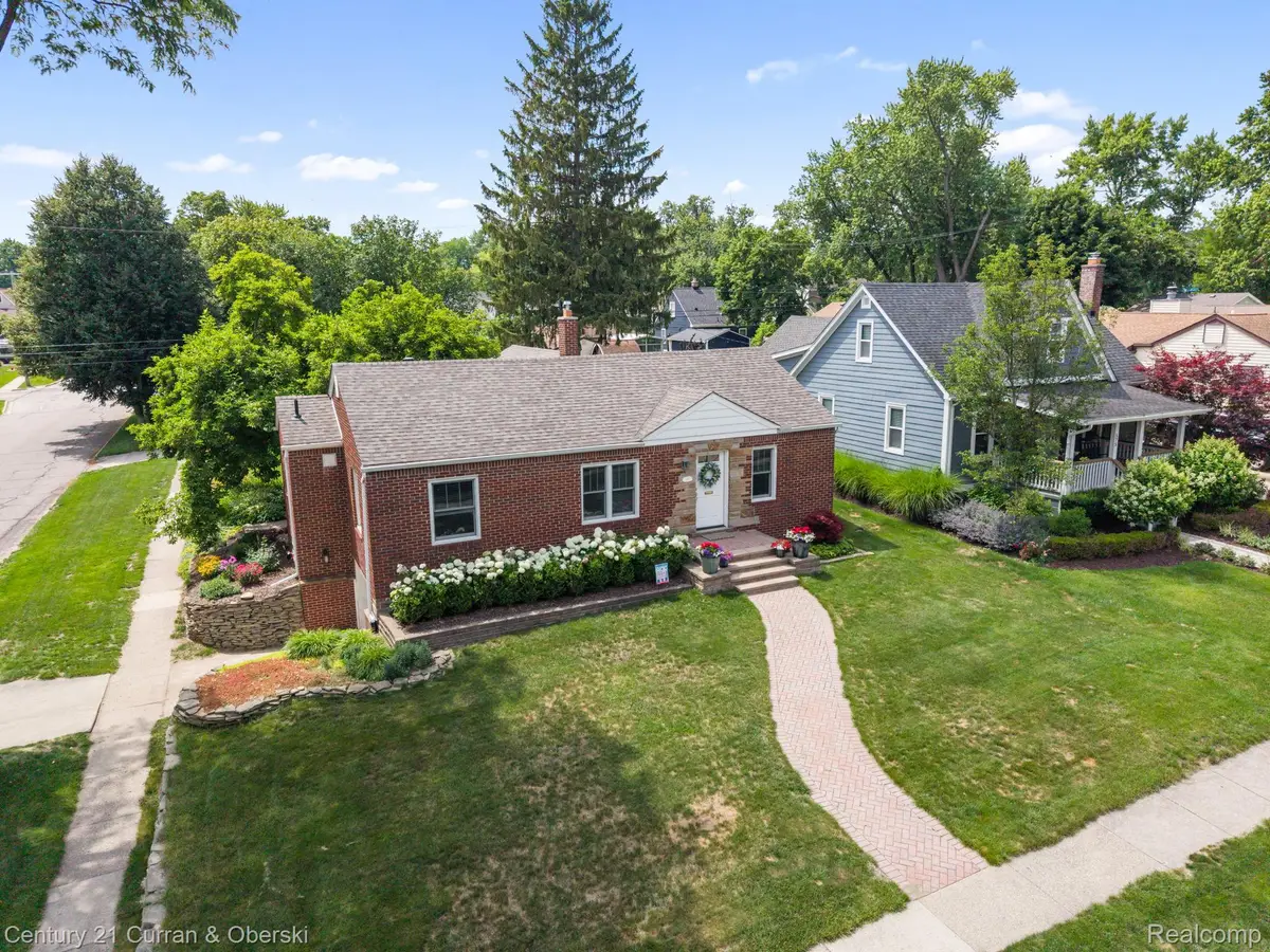 551 N Evergreen Street, Plymouth, MI 48170 - #1