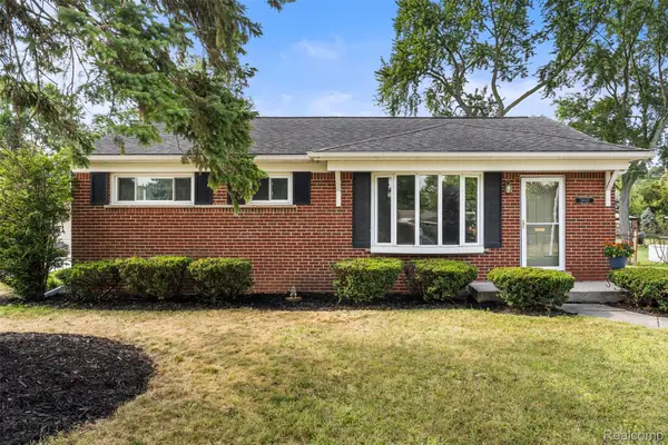 29045 Grandon Street, Livonia, MI 48150