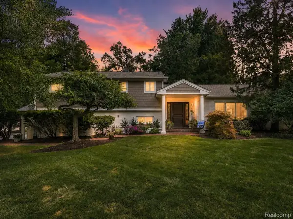 5523 Crabtree Road, BloomfieldHills, MI 48301