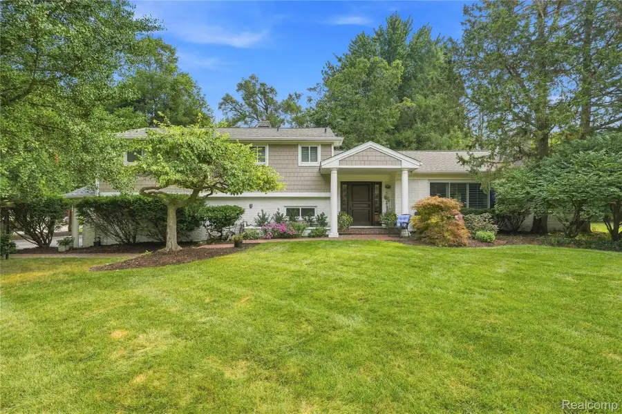5523 Crabtree Road, Bloomfield, MI 48301 - #3