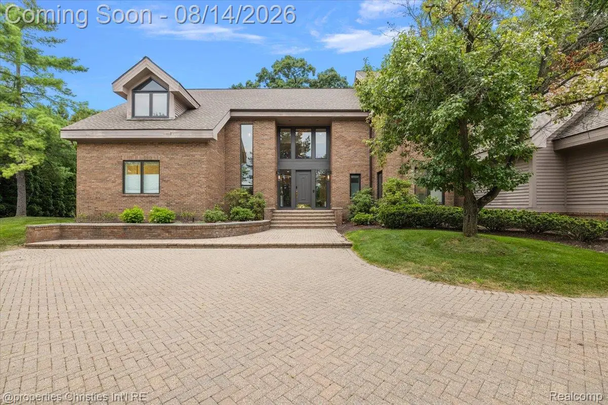 4740 W Wickford, Bloomfield, MI 48302 - #1
