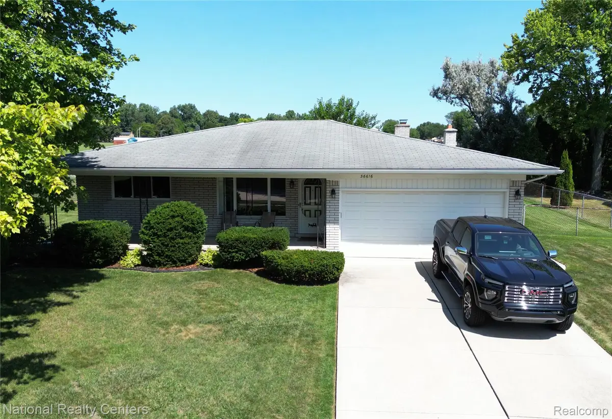 36616 Gardner Street, Livonia, MI 48152 - #1