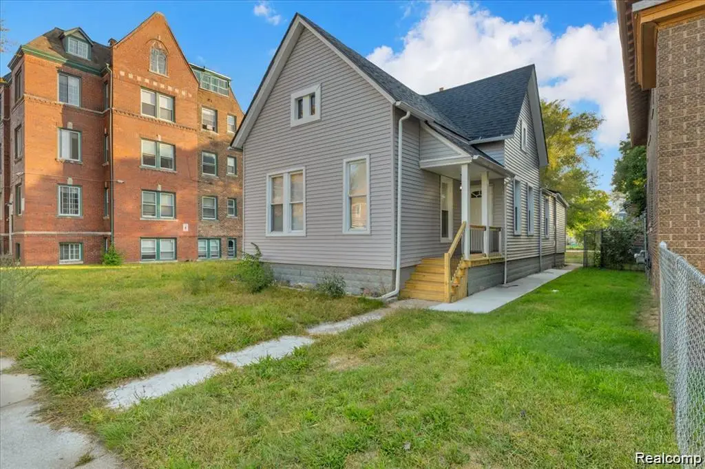 2012 Hubbard Street, Detroit, MI 48209 - #1