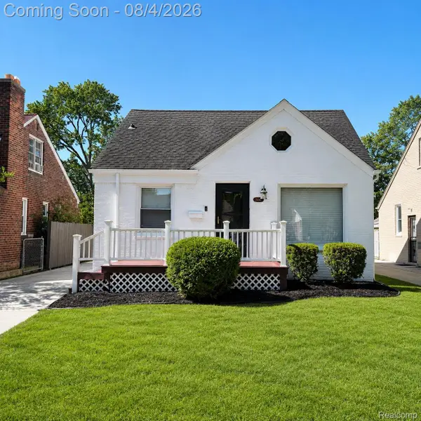 20616 Beaufait Street, HarperWoods, MI 48225