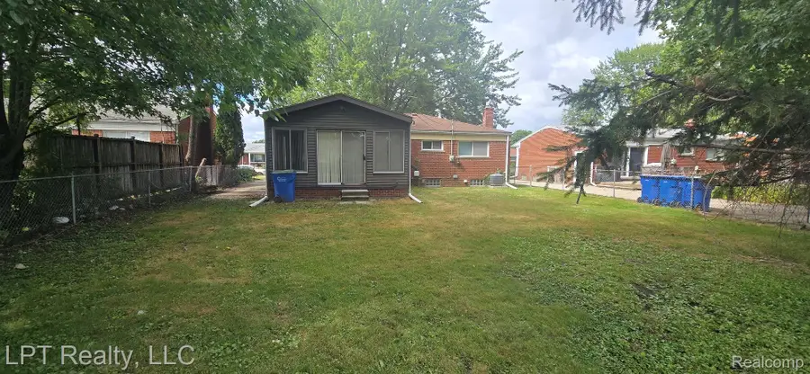 8414 Christine Street, Warren, MI 48093 - #3