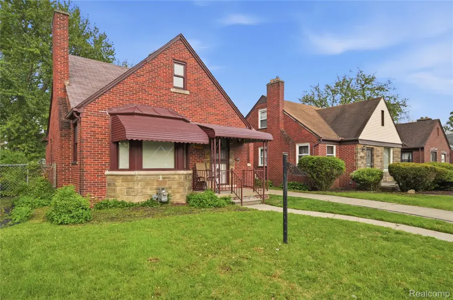 18708 Robson Street, Detroit, MI 48235 - #2