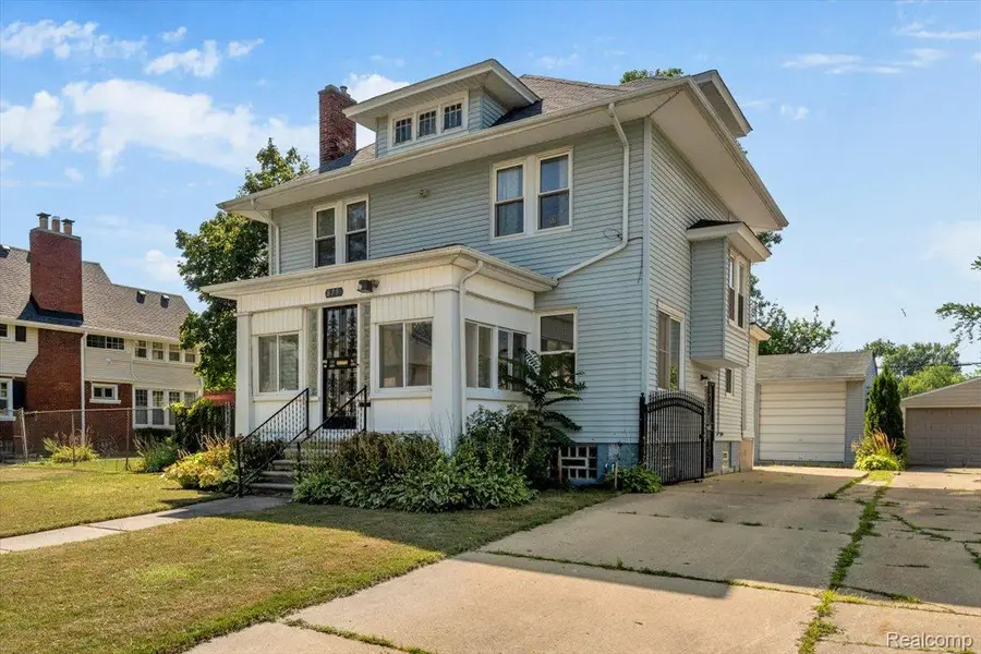 879 Lawrence Street, Detroit, MI 48202 - #3