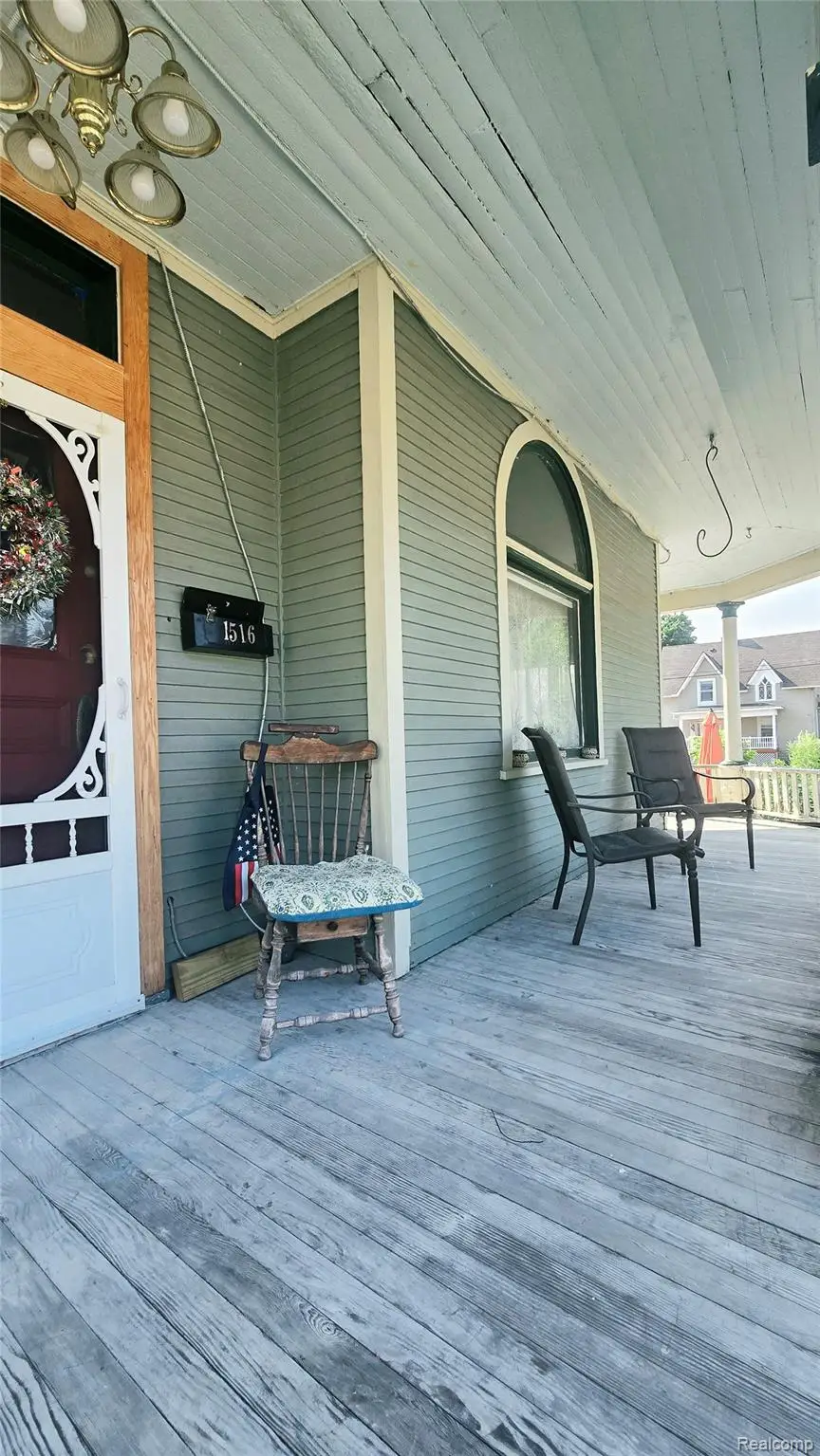 1516 6th Street, Port Huron, MI 48060 - #2