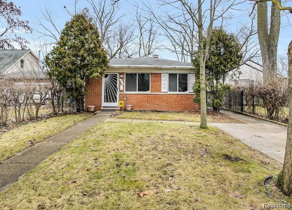 7518 Hazelton Street, Dearborn Heights, MI 48127 - #1