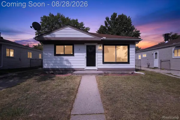 20349 Floral Street, Livonia, MI 48152