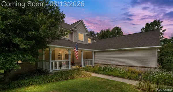 130 Holly Hock Lane, Ortonville, MI 48462
