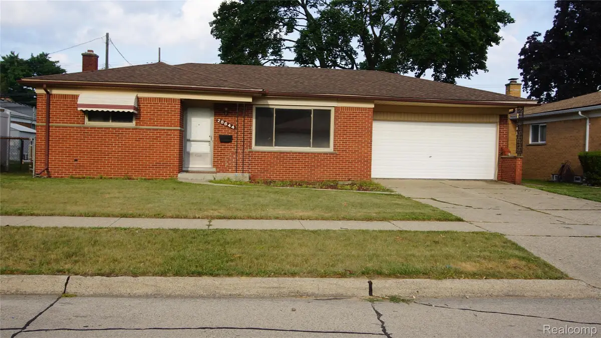 28644 Grobbel Avenue, Warren, MI 48092 - #1