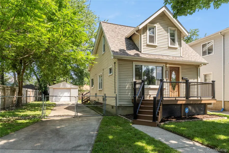 1421 Camden Street, Ferndale, MI 48220 - #2