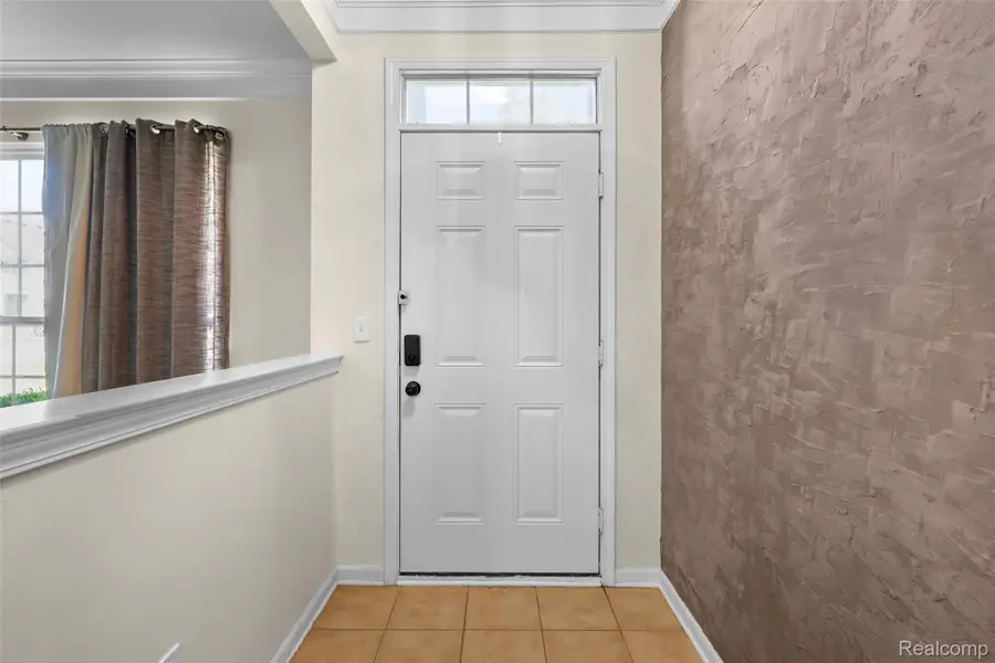 16450 Chatham Drive #136, Macomb, MI 48044 - #3