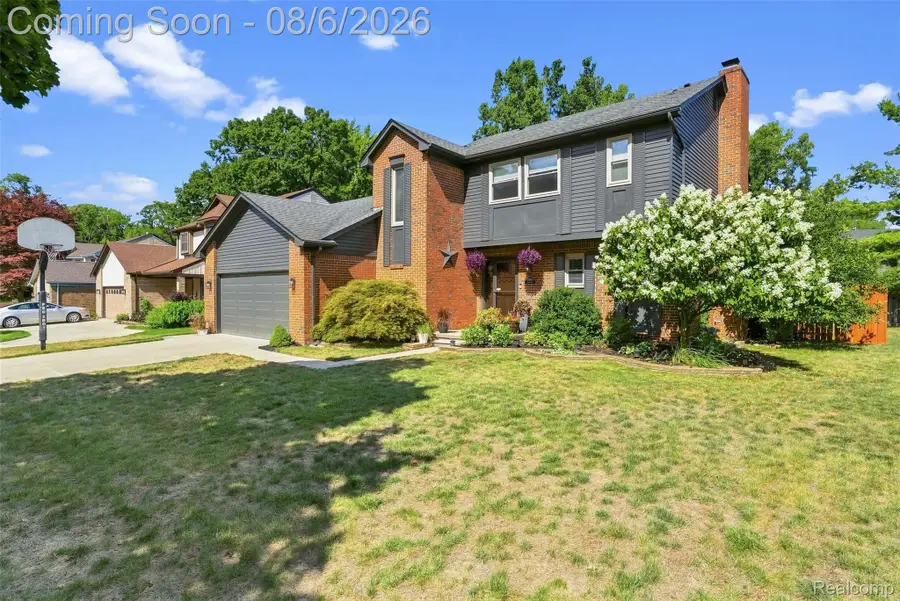 19360 Shadyside Street, Livonia, MI 48152 - #3
