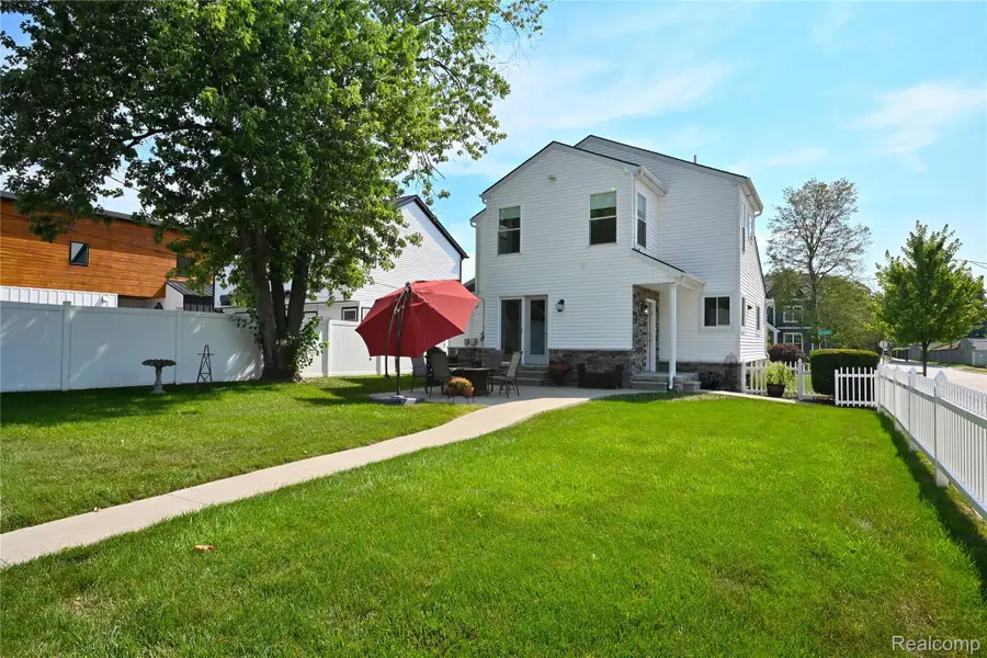 3803 Linwood Avenue, Royal Oak, MI 48073 - #2
