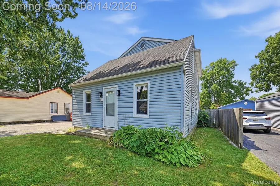 477 Marion Avenue, Waterford, MI 48328 - #3