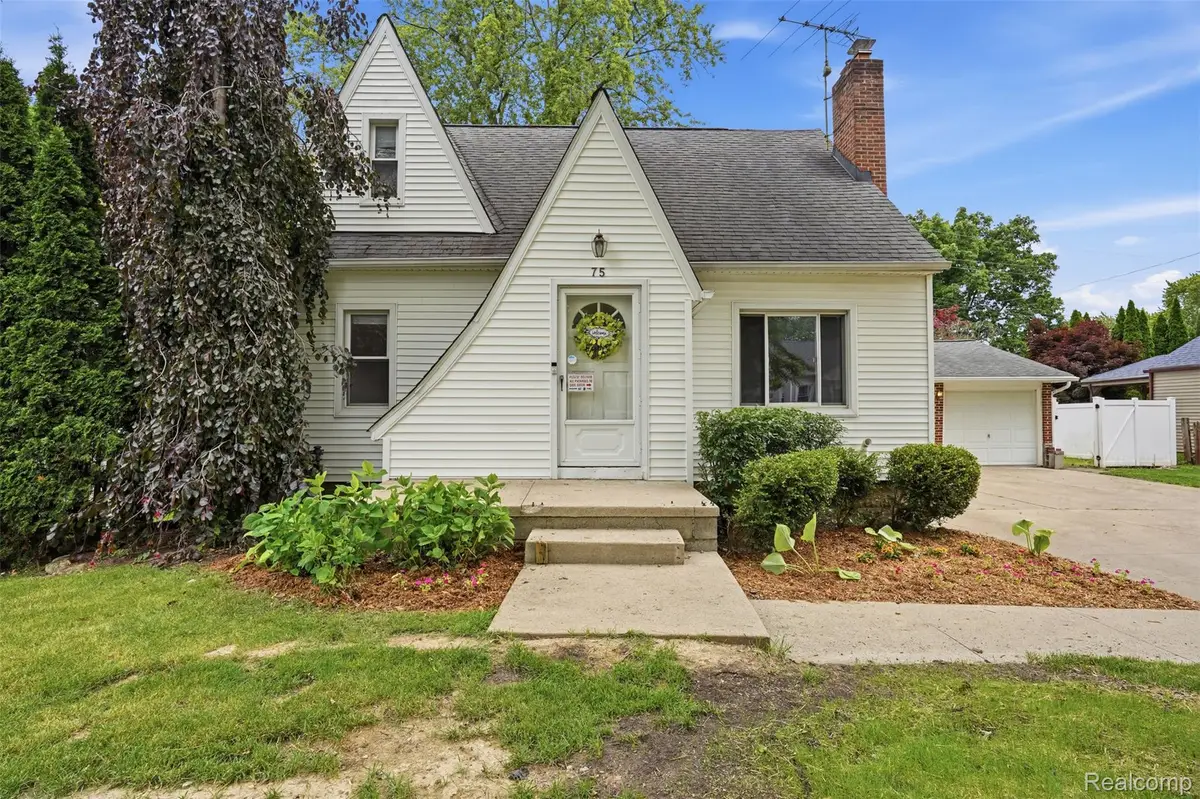75 Preston Avenue, Waterford, MI 48328 - #1