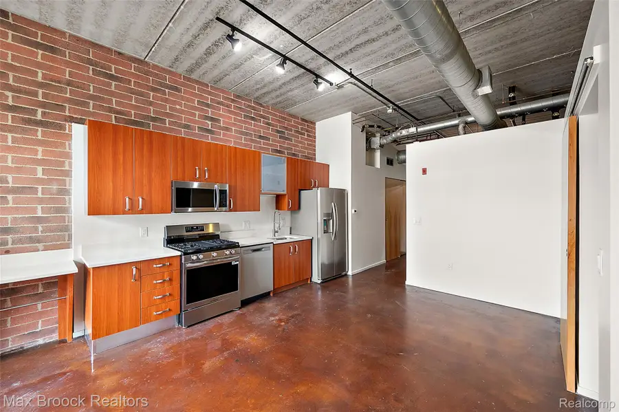 333 E Parent Avenue #15, Royal Oak, MI 48067 - #2