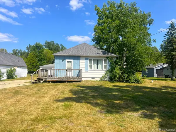 2427 S Vassar Road, Davison, MI 48423