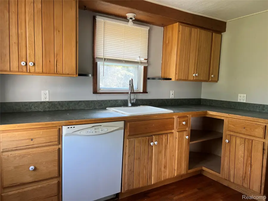 2427 S Vassar Road, Davison, MI 48423 - #3