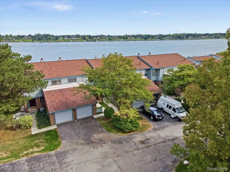 1715 River Road, Saint Clair, MI 48079 - #2