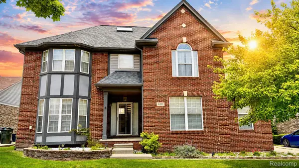 4493 Saint Albans Drive, SterlingHeights, MI 48314