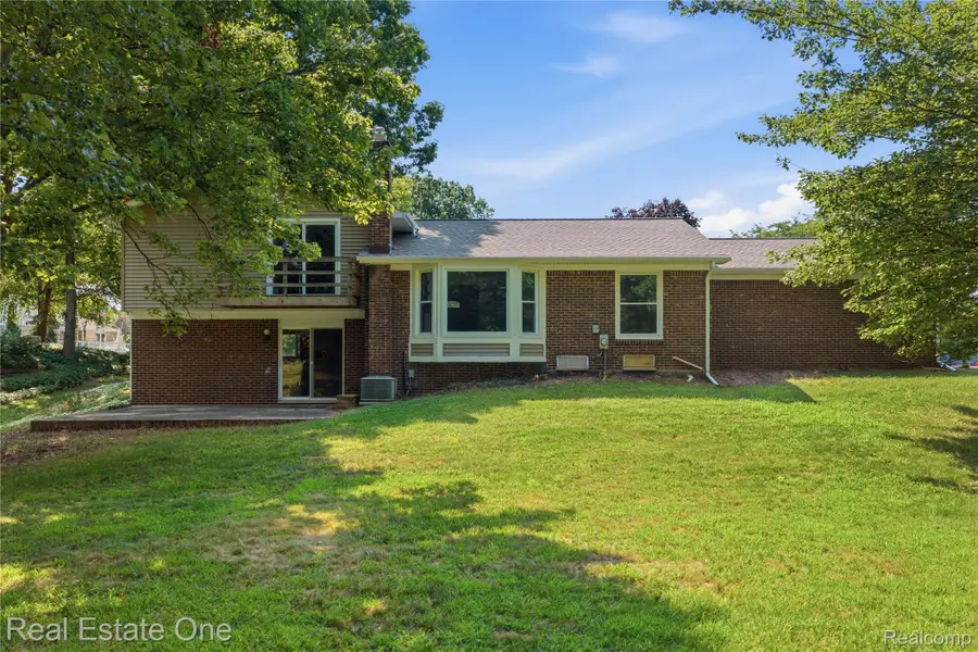 10875 Cartier Drive, Brighton, MI 48114 - #3