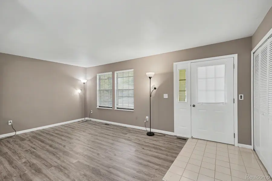 33542 Meldrum Street, Chesterfield, MI 48047 - #3