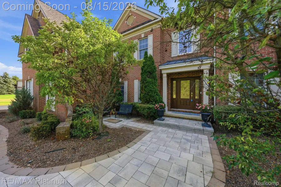 3812 S Shoreline Drive, Milford, MI 48381 - #2