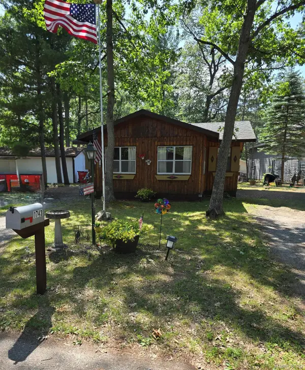 1743 Kendall Street, NationalCity, MI 48748