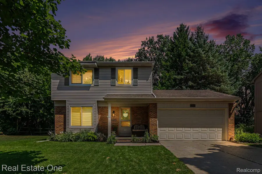 22344 Brookfield Drive, South Lyon, MI 48178 - #2