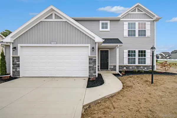 738 Lone Oak Way, Tecumseh, MI 49286