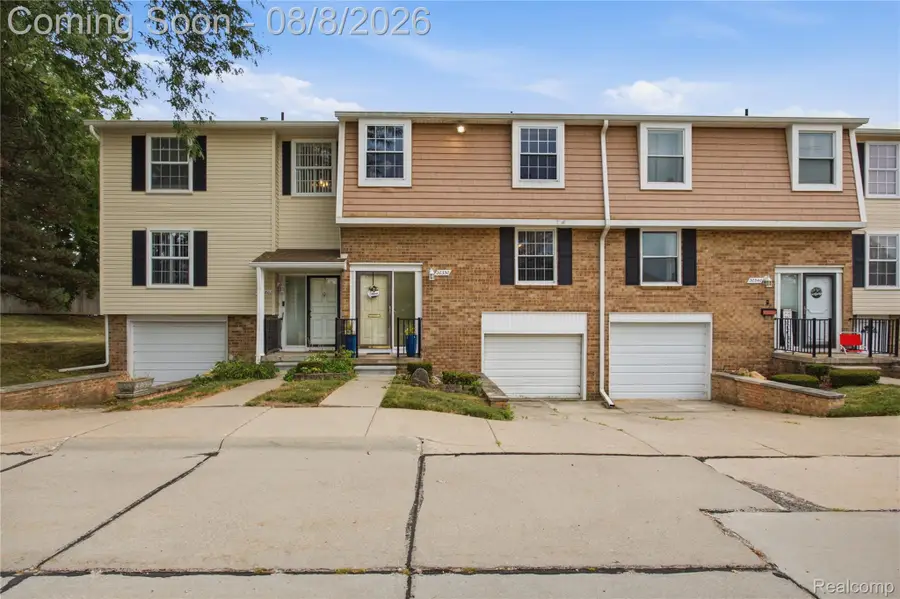 20350 Weybridge Street, Clinton Township, MI 48036 - #2