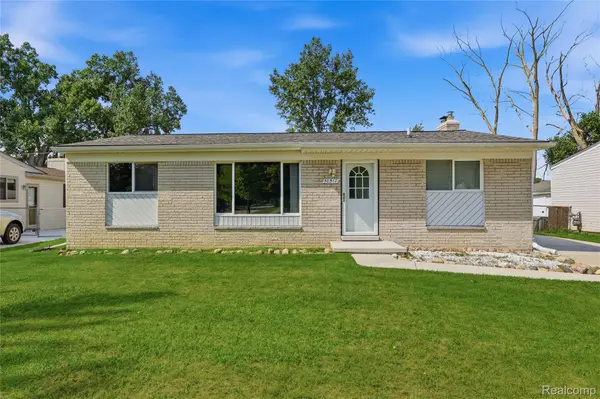 50517 Bower Drive, NewBaltimore, MI 48047